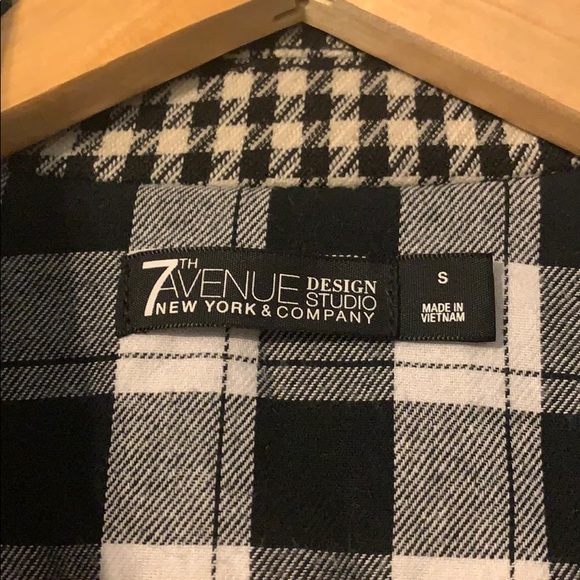 Checkered NYC Blazer - Picture 3 of 4